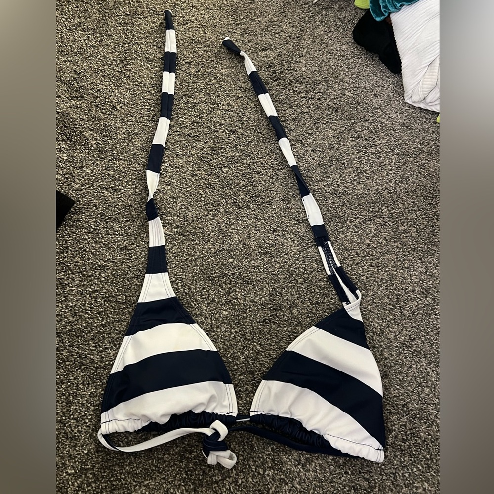 Bathing suit top!  size small, nice fit!